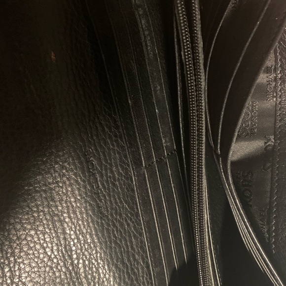 Michael Kors black leather wallet - Picture 6 of 7